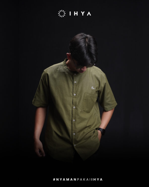 Kemko Azhar Olive – Baju Koko Lengan Pendek Pria Dewasa Olive - Image 5