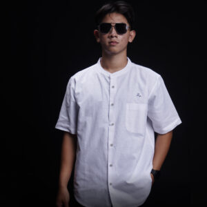 Kemko Azhar White – Baju Koko Lengan Pendek Pria Dewasa Putih